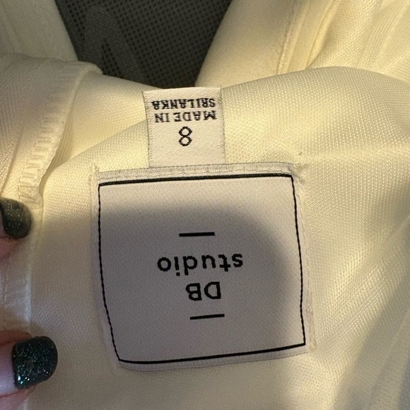 DB Boutique off the shoulder dress - Picture 3 of 4